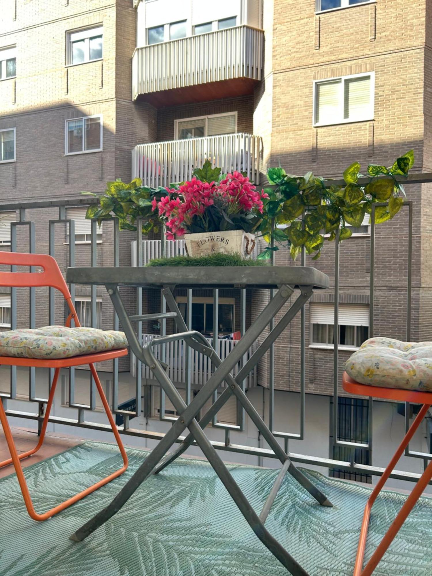 Ferienwohnung Centrico Piso Con Aparcamiento Gratuito Granada Exterior foto